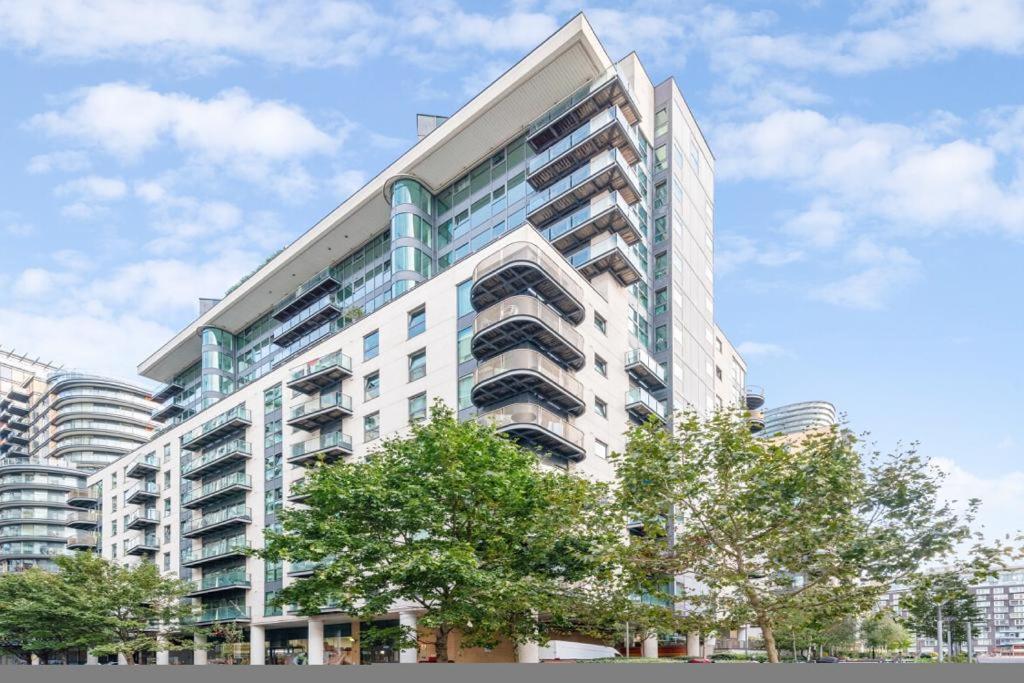 Docklands Cozy View Apartment Лондон Екстер'єр фото